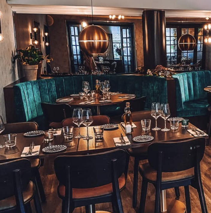 Panos Panos Tavern